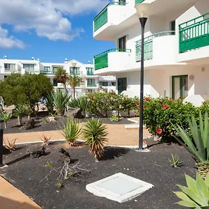 https://luxury-beach-front-apartment.in-canary-islands.com